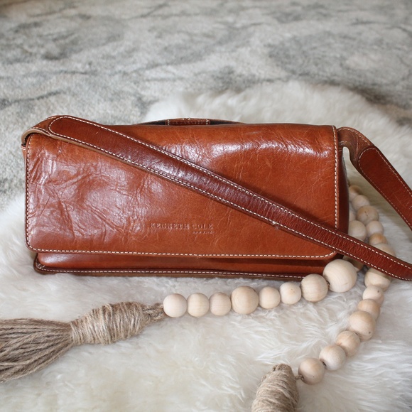 Kenneth Cole Handbags - Kenneth Cole Leather Handbag